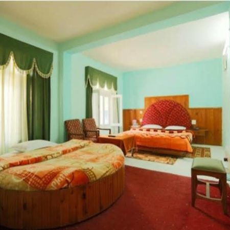 Hotel Mohan Palace Manāli Dış mekan fotoğraf